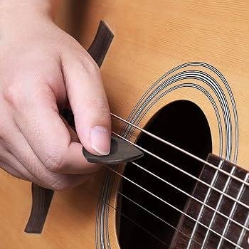 STRUM YOUR STYLE
